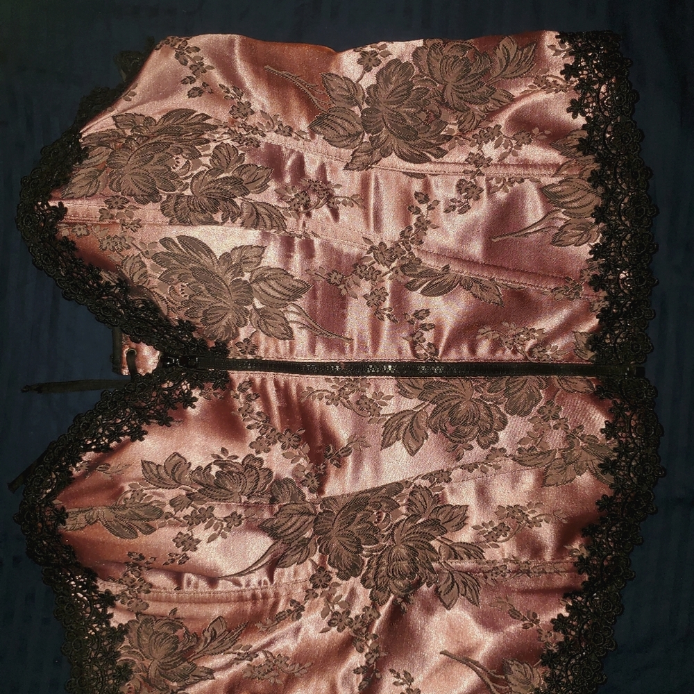 42 Corset - with metal ribs